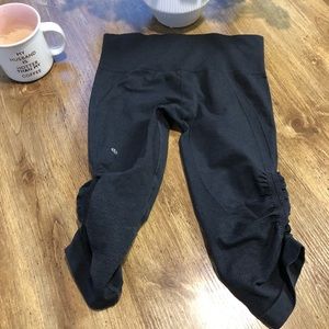 Lululemon Capri Cinch